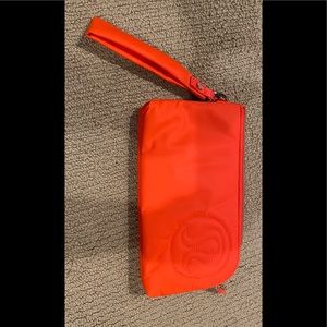 Lululemon Now and Always Clutch - new without tags